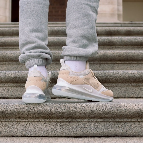 Nike Air Max 720 Beige (OBJ) Desert ore Sneakers